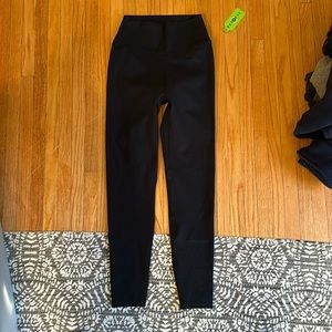 Brand new never worn Paragon workout leggings